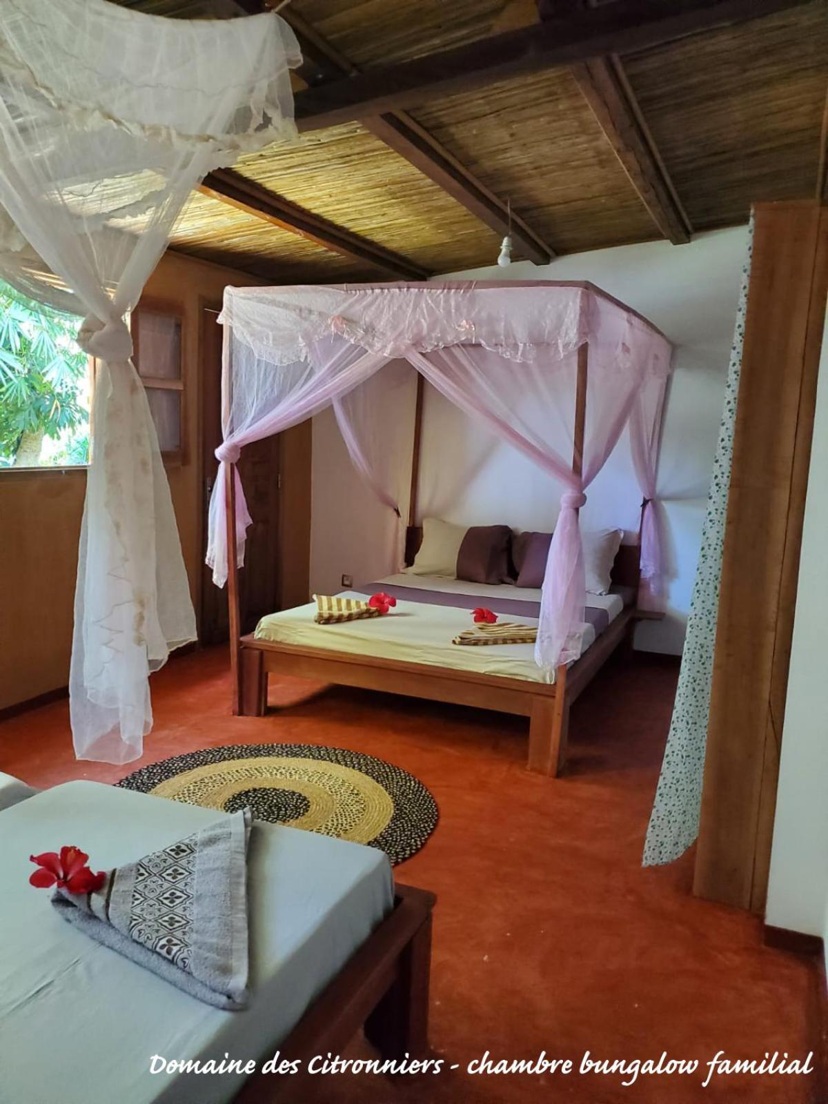 サント・マリー島 Les Citronniers Bed & Breakfast エクステリア 写真